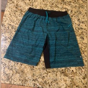 Lulu men’s shorts- 11” inseam. Non smoking home. Great condition. Size large